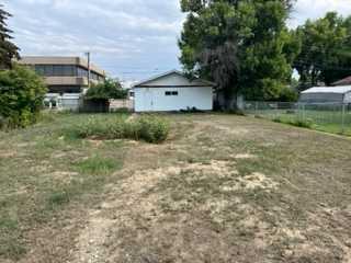 Picture of 730 12 Street SE, Medicine Hat Real Estate Listing