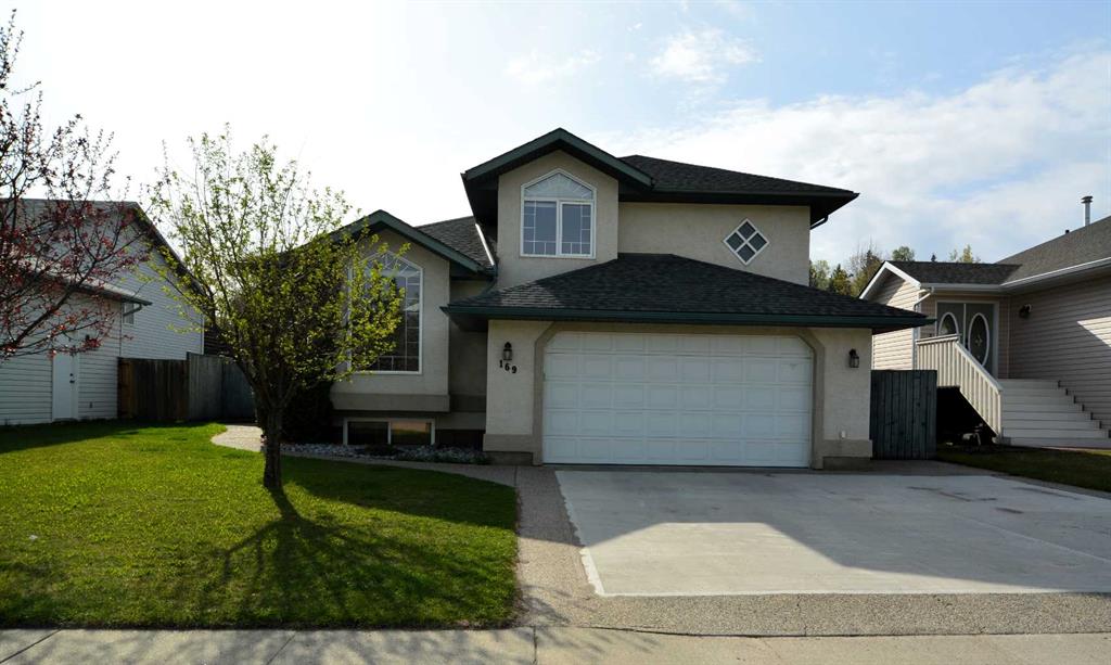 Picture of 169 McArdell Drive , Hinton Real Estate Listing