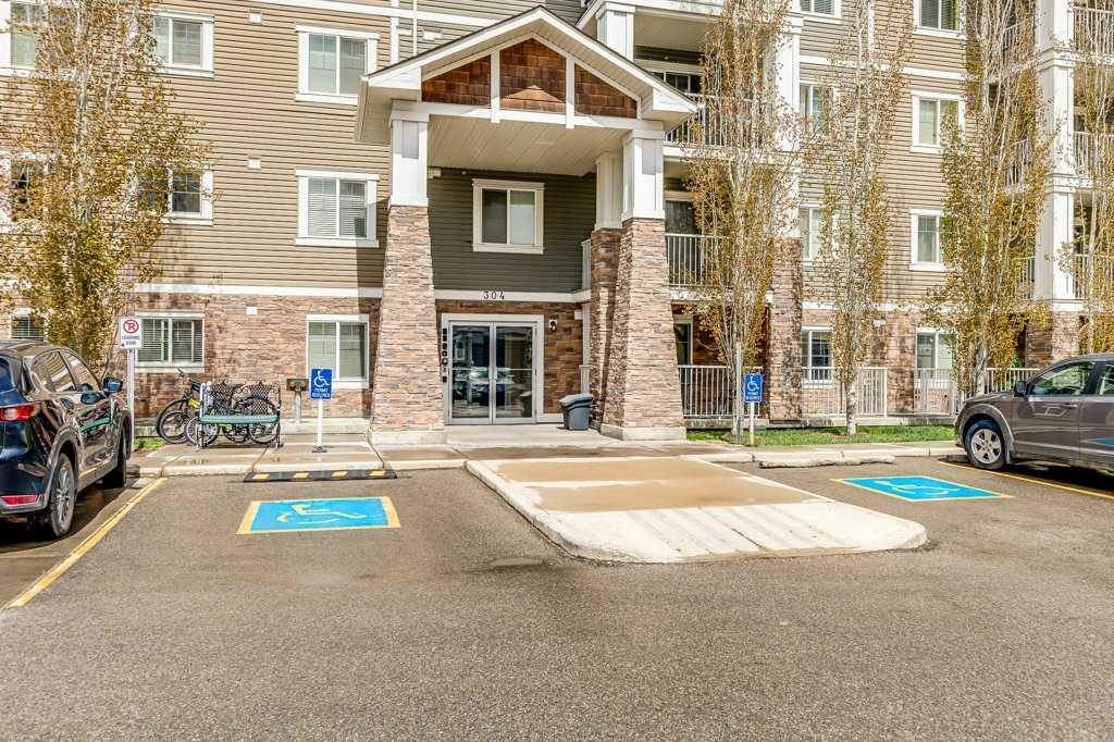 Picture of 110, 304 Cranberry Park SE, Calgary Real Estate Listing