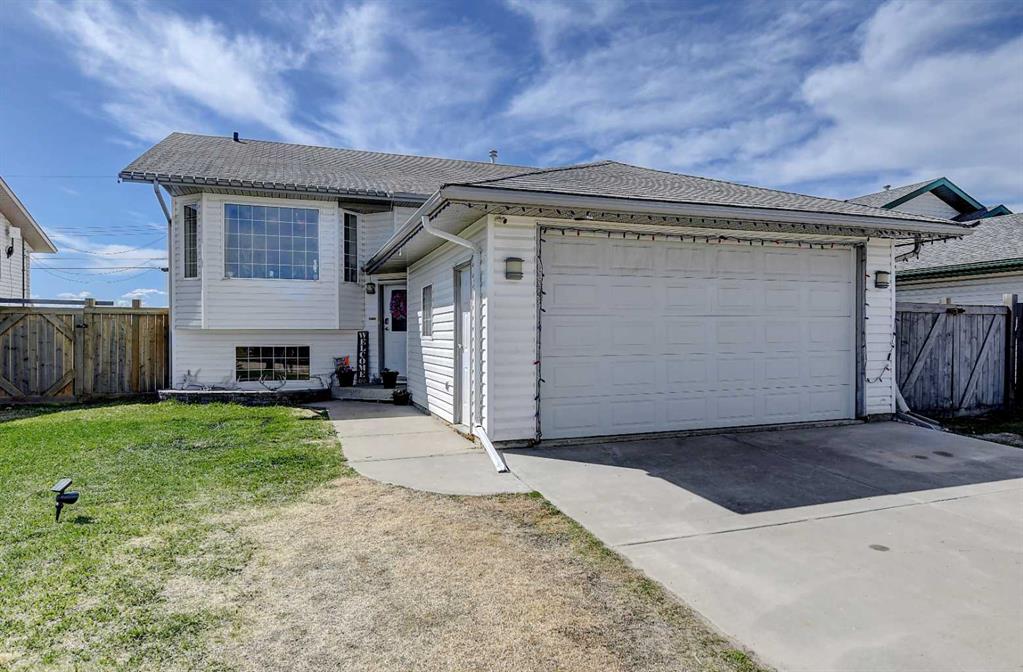 Picture of 9935 93 Avenue , Wembley Real Estate Listing