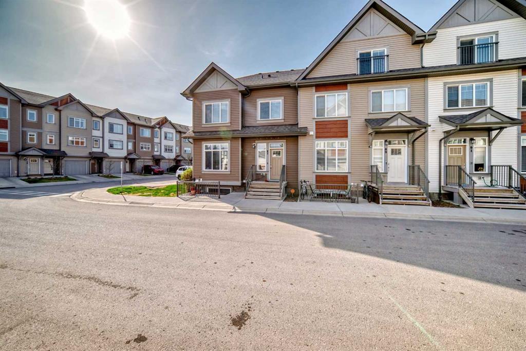 Picture of 87 Copperstone Common SE, Calgary Real Estate Listing