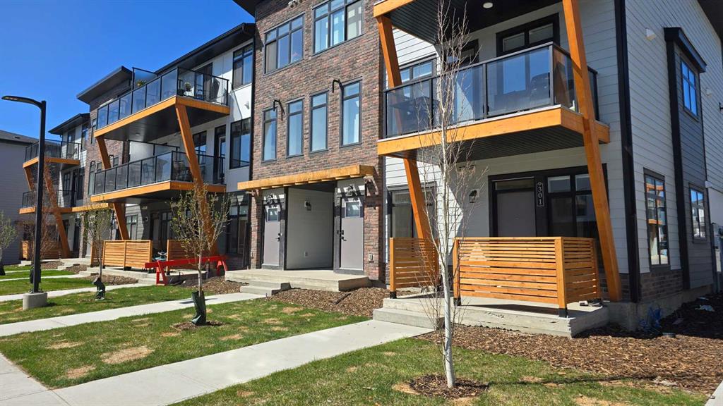 Picture of 301, 562 Seton Circle SE, Calgary Real Estate Listing