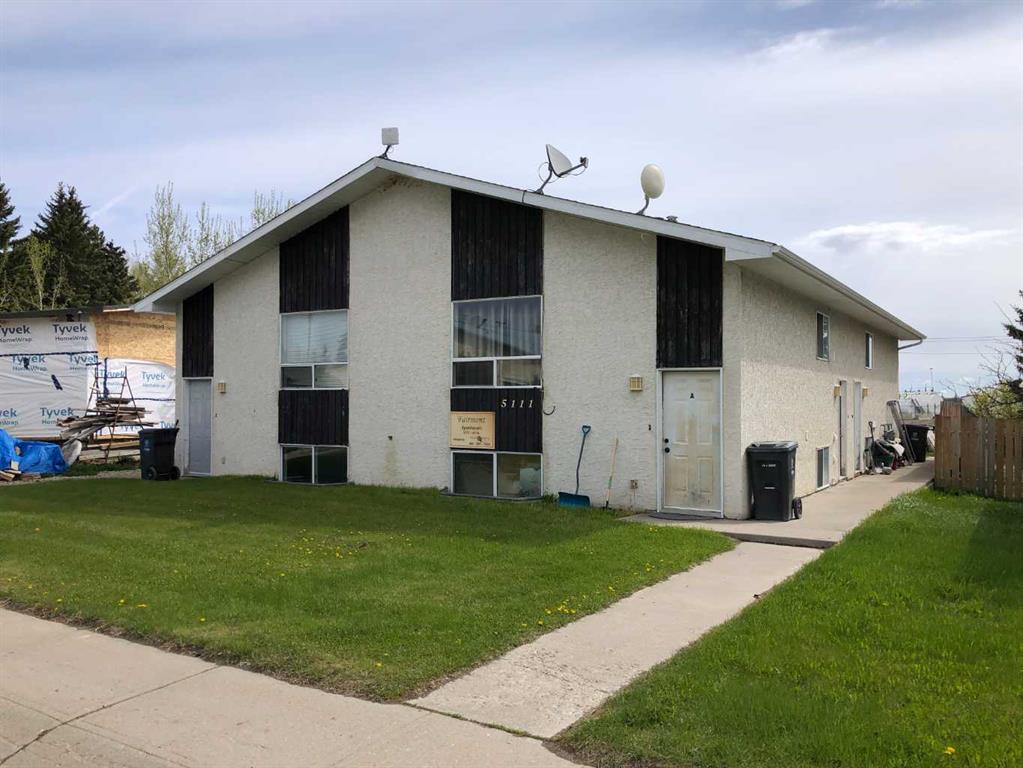 Picture of 5111 49 Street , Caroline Real Estate Listing