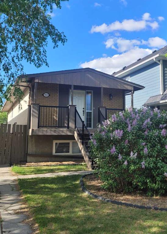 Picture of 7420 36 Avenue NW, Calgary Real Estate Listing
