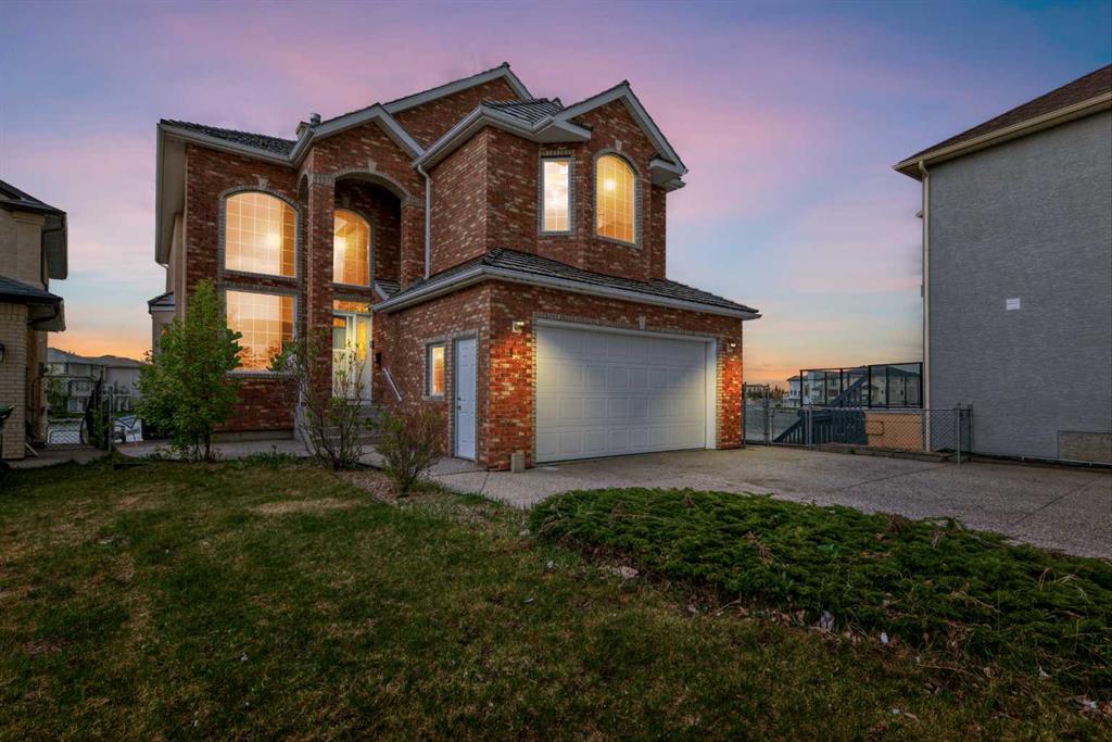 Picture of 147 Coral Shores Landing NE, Calgary Real Estate Listing