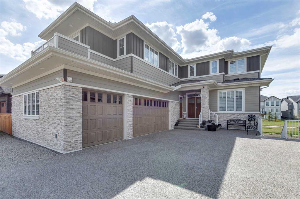 Picture of 22 Legacy Woods Crescent SE, Calgary Real Estate Listing
