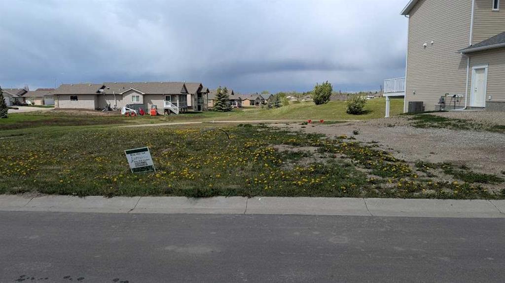 Picture of 718 Fairways Drive , Vulcan Real Estate Listing