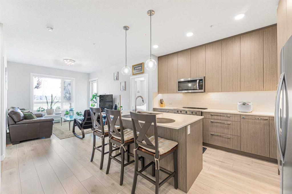 Picture of 2126, 76 Cornerstone Passage NE, Calgary Real Estate Listing