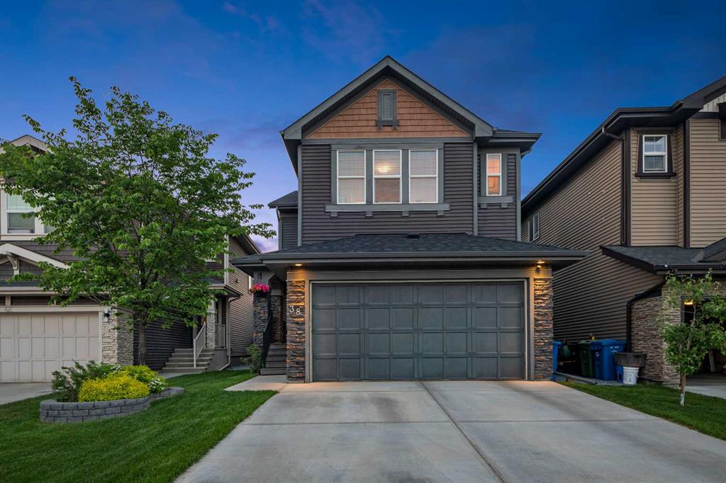 Picture of 38 Sherwood Street NW, Calgary Real Estate Listing