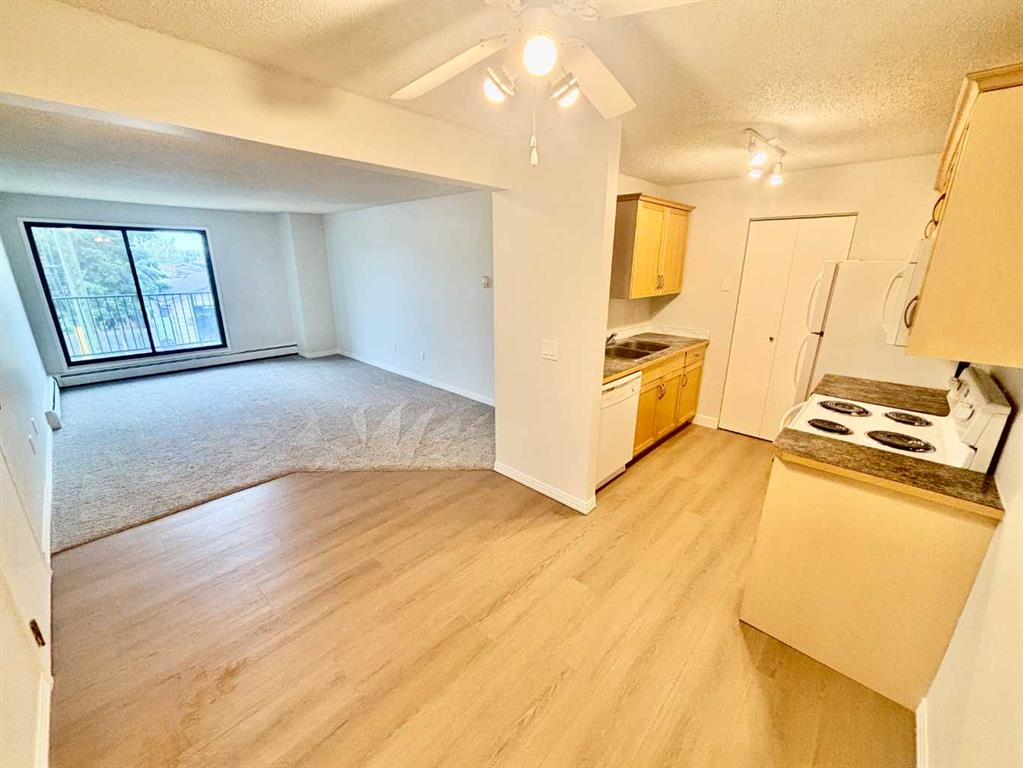 Picture of 2203, 13045 6 Street SW, Calgary Real Estate Listing