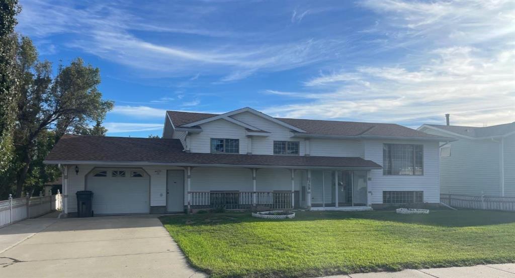 Picture of 329 8 Avenue , Bassano Real Estate Listing