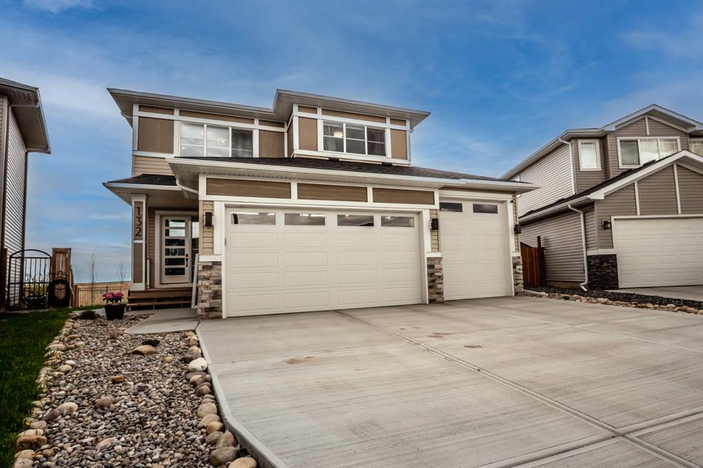 Picture of 132 Hamptons Common NE, High River Real Estate Listing