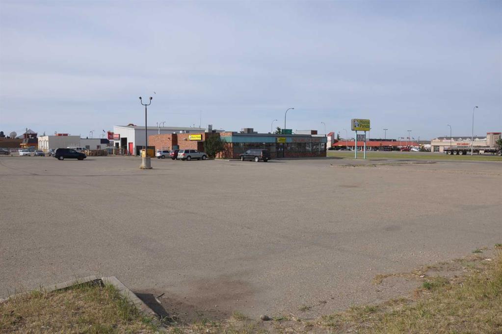 Picture of 12309 100 Street , Grande Prairie Real Estate Listing