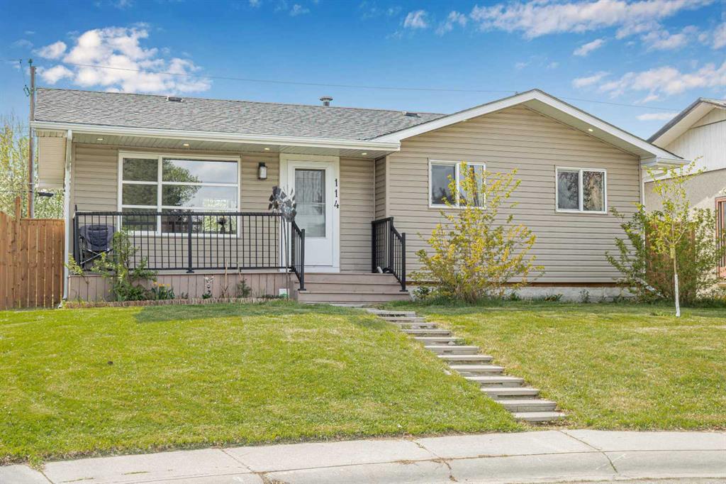 Picture of 114 Dovercliffe Close SE, Calgary Real Estate Listing