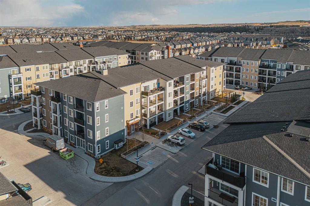 Picture of 5414, 151 legacy main Street SE, Calgary Real Estate Listing