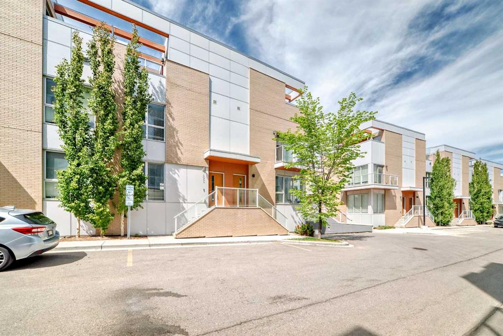 Picture of 4084 Kovitz Lane NW, Calgary Real Estate Listing