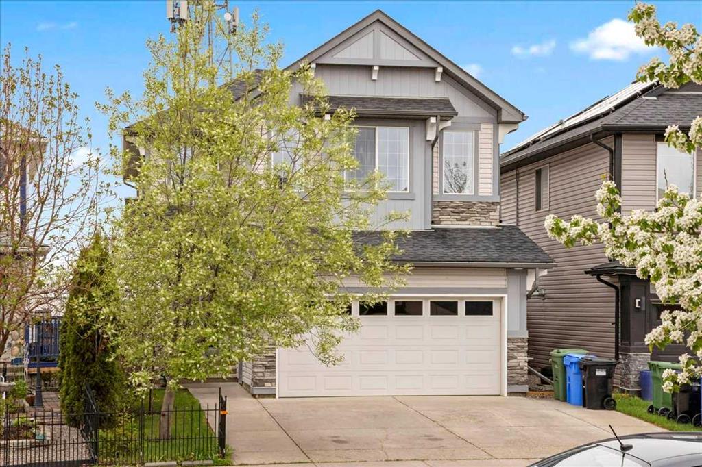 Picture of 122 Autumn Circle SE, Calgary Real Estate Listing