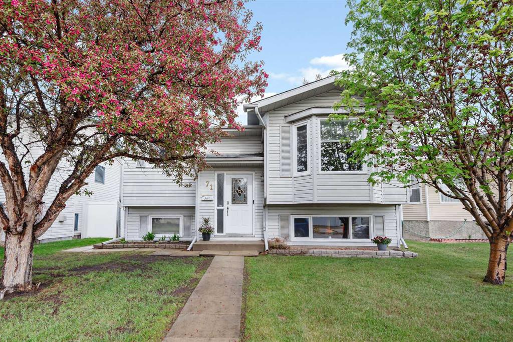 Picture of 71 Kemp Avenue , Red Deer Real Estate Listing