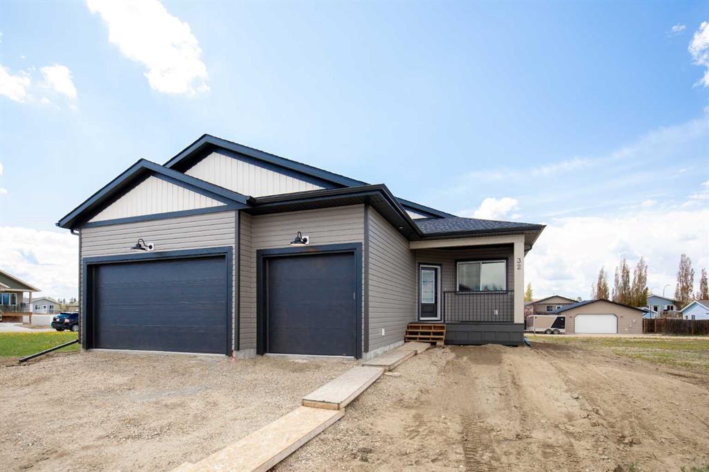 Picture of 32 Sunrise Crescent N, Three Hills Real Estate Listing