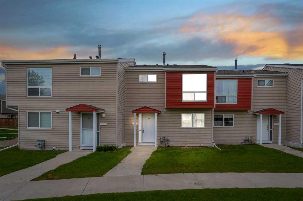 Picture of 36, 5425 Pensacola Crescent SE, Calgary Real Estate Listing