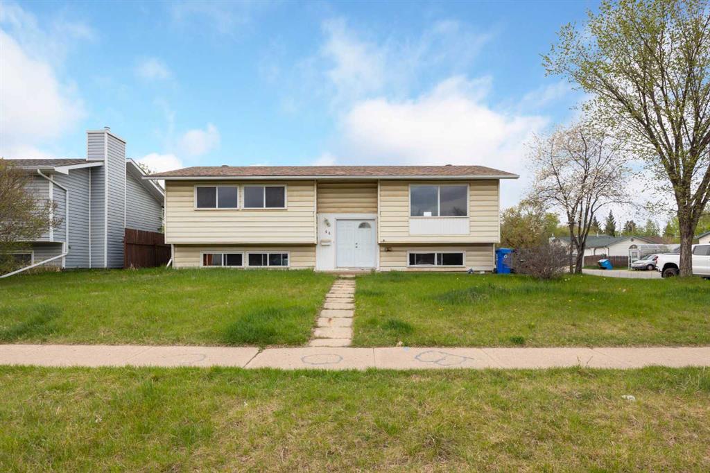 Picture of 44 CENTENNIAL Drive , Fort McMurray Real Estate Listing