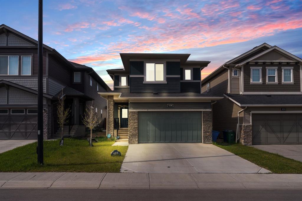 Picture of 428 Chinook Gate Square SW, Airdrie Real Estate Listing