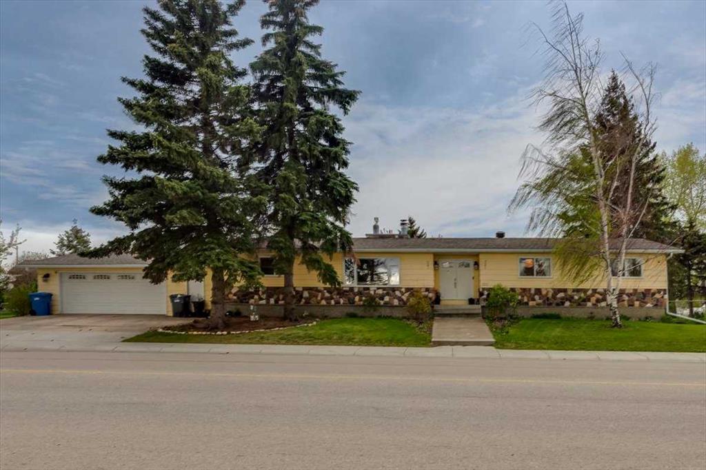 Picture of 1203 Gough Road , Carstairs Real Estate Listing