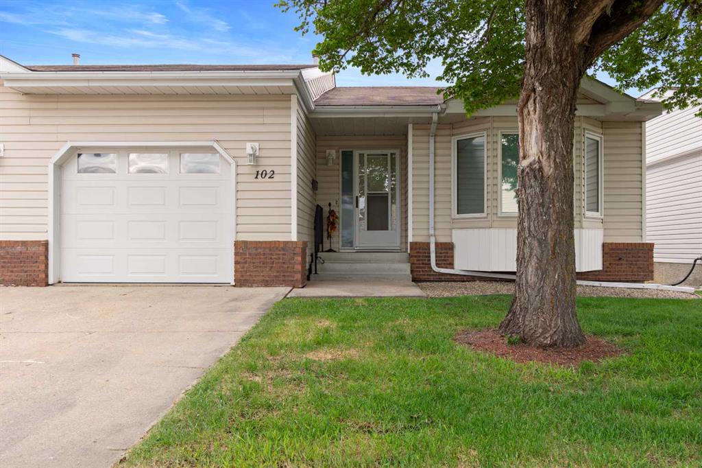Picture of 102, 11409 96 Street , Grande Prairie Real Estate Listing