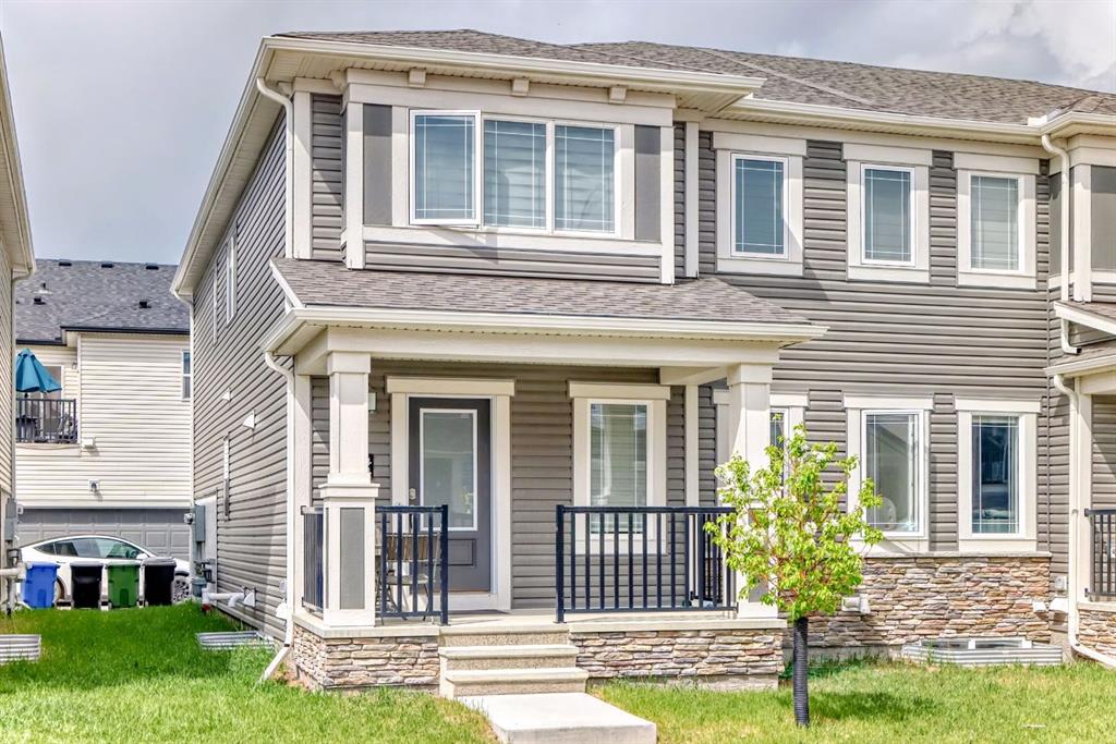 Picture of 44 Cityside Grove NE, Calgary Real Estate Listing