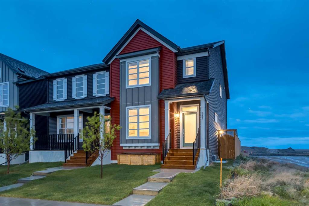 Picture of 552 LAWTHORN Way SE, Airdrie Real Estate Listing