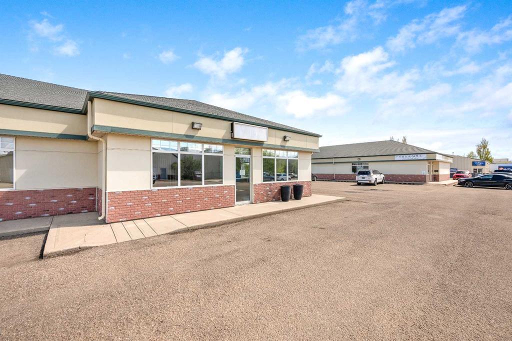 Picture of 1, 2805 50 Avenue , Lloydminster Real Estate Listing