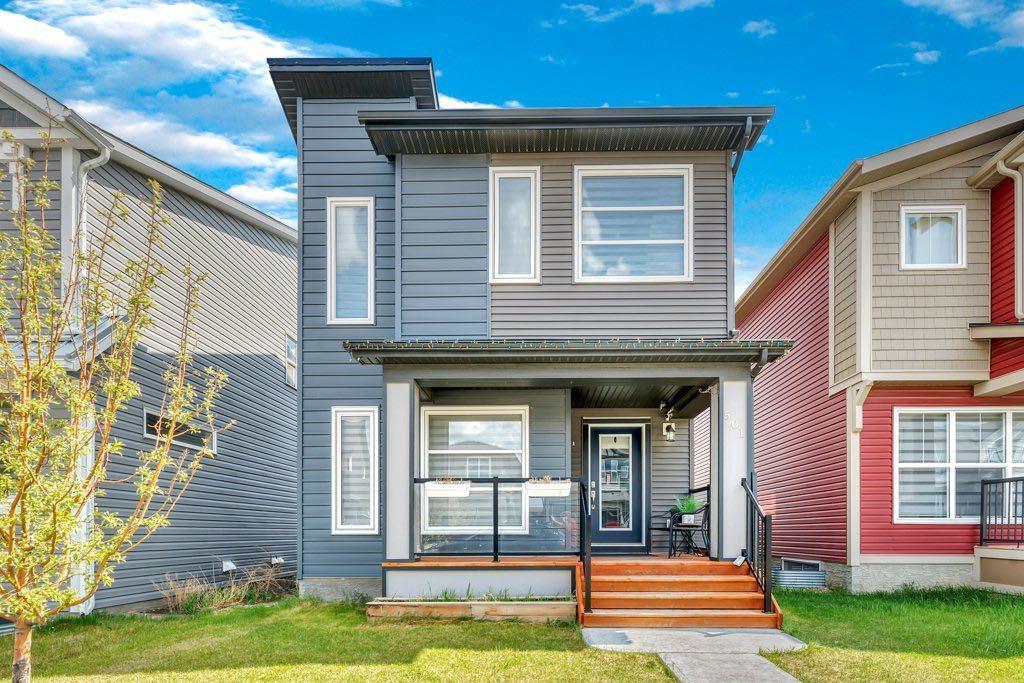Picture of 501 CHINOOK GATE Square W, Airdrie Real Estate Listing