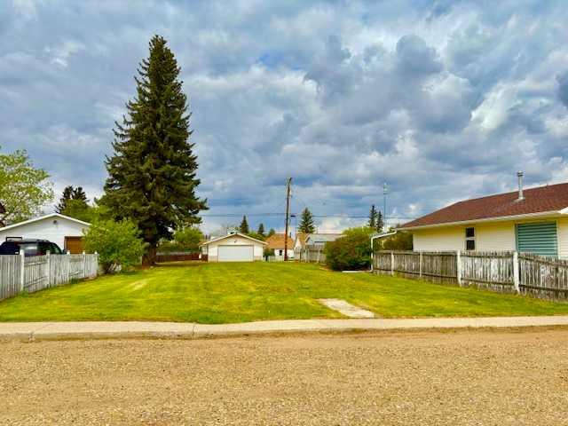 Picture of 5012 48 Street , Hardisty Real Estate Listing