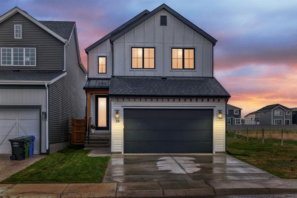 Picture of 38 Lavender Drive SE, Calgary Real Estate Listing