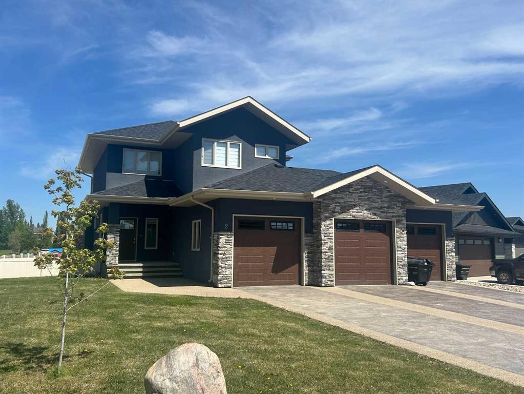 Picture of 2 Meadow Close , Lacombe Real Estate Listing