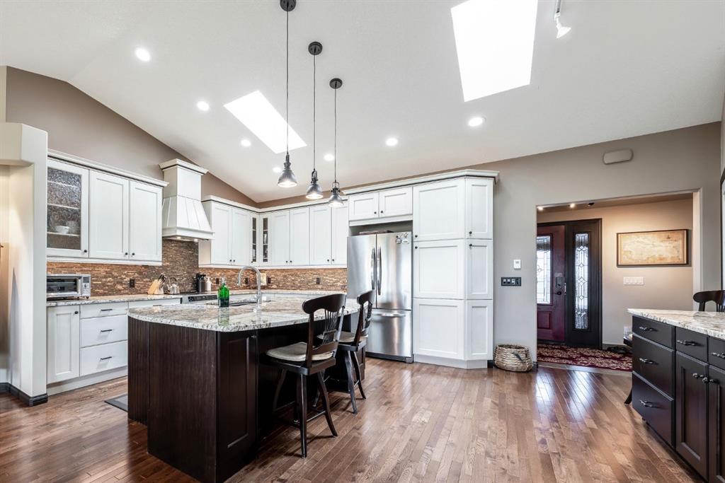 Picture of 235161 Range Road 275  , Rural Rocky View County Real Estate Listing