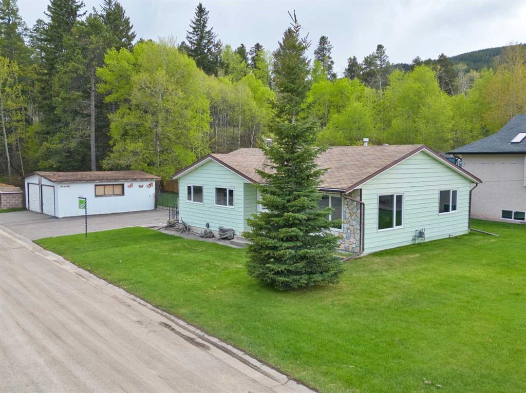 Picture of 13118 16 Avenue , Blairmore Real Estate Listing