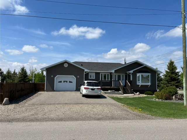 Picture of 405 10 Avenue W, Barnwell Real Estate Listing