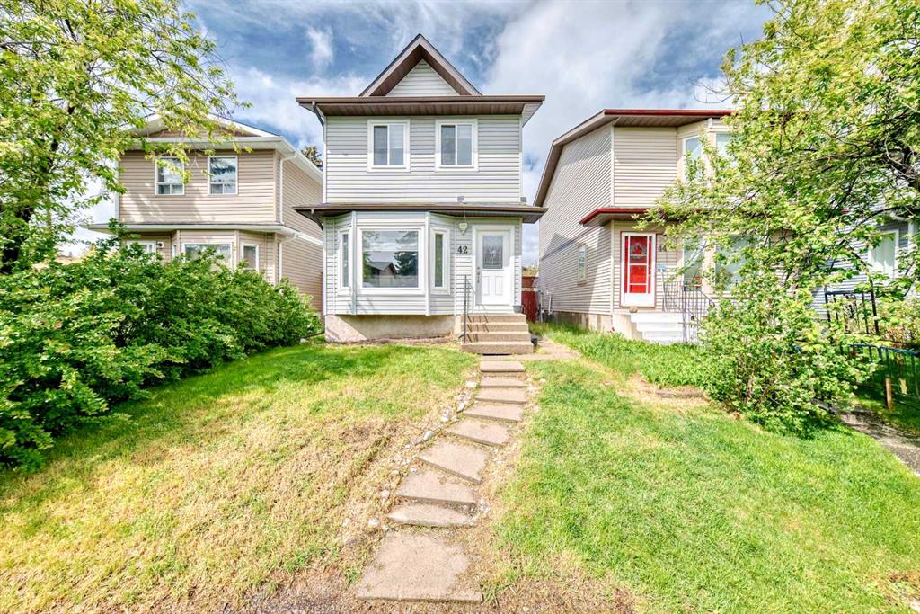 Picture of 42 Taraglen Road NE, Calgary Real Estate Listing
