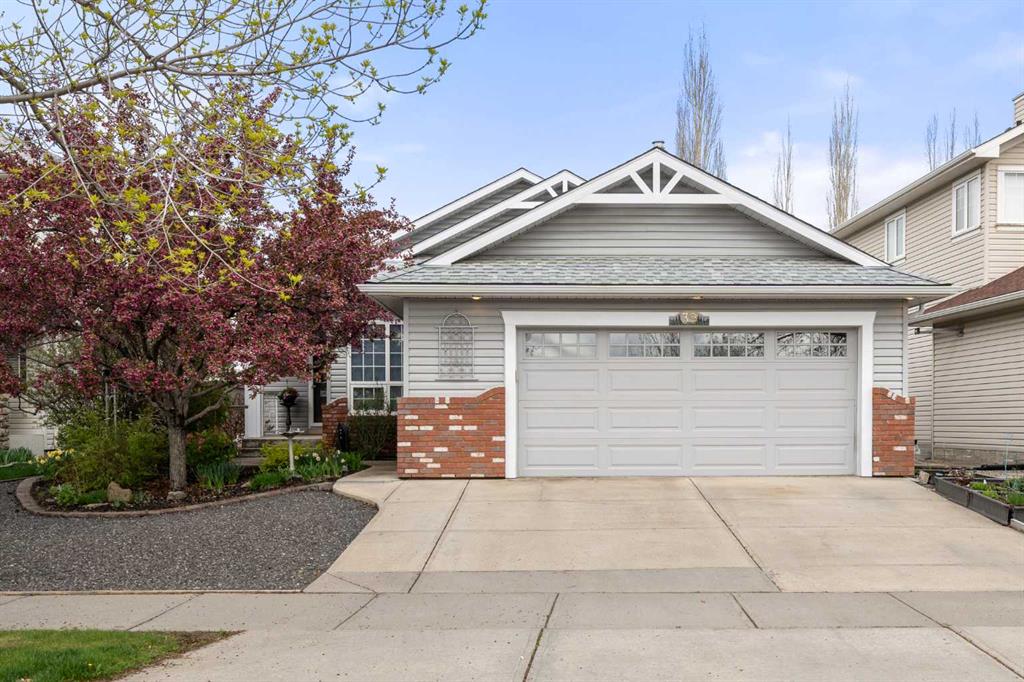 Picture of 39 Cimarron Trail , Okotoks Real Estate Listing