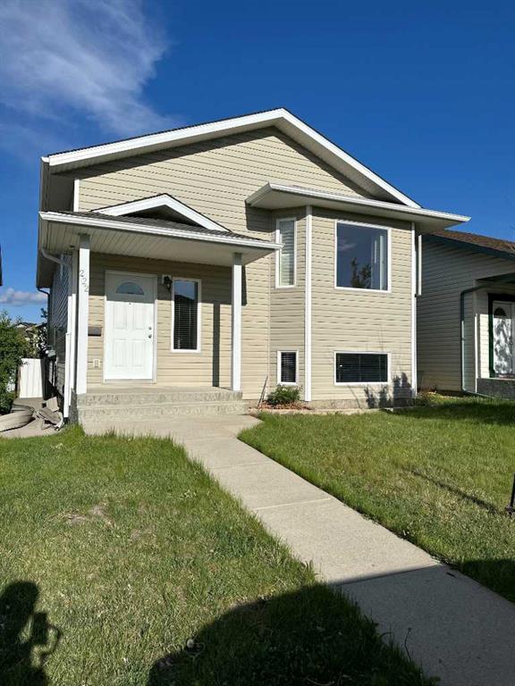 Picture of 222 Fairmont Garden Road S, Lethbridge Real Estate Listing