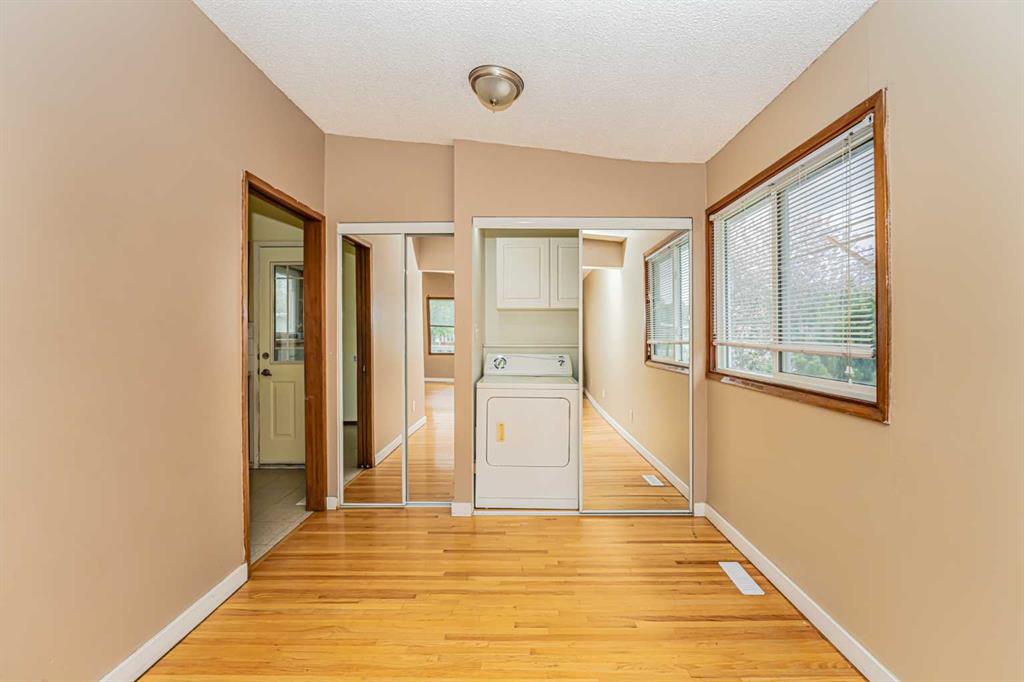 Picture of 7416 Hunterfield Road NW, Calgary Real Estate Listing