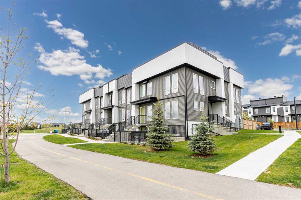 Picture of 420 Seton Circle SE, Calgary Real Estate Listing