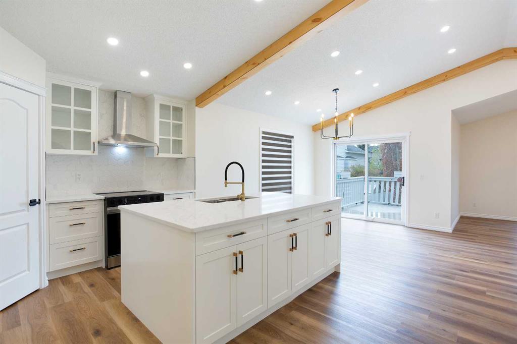 Picture of 953 Cranston Drive SE, Calgary Real Estate Listing