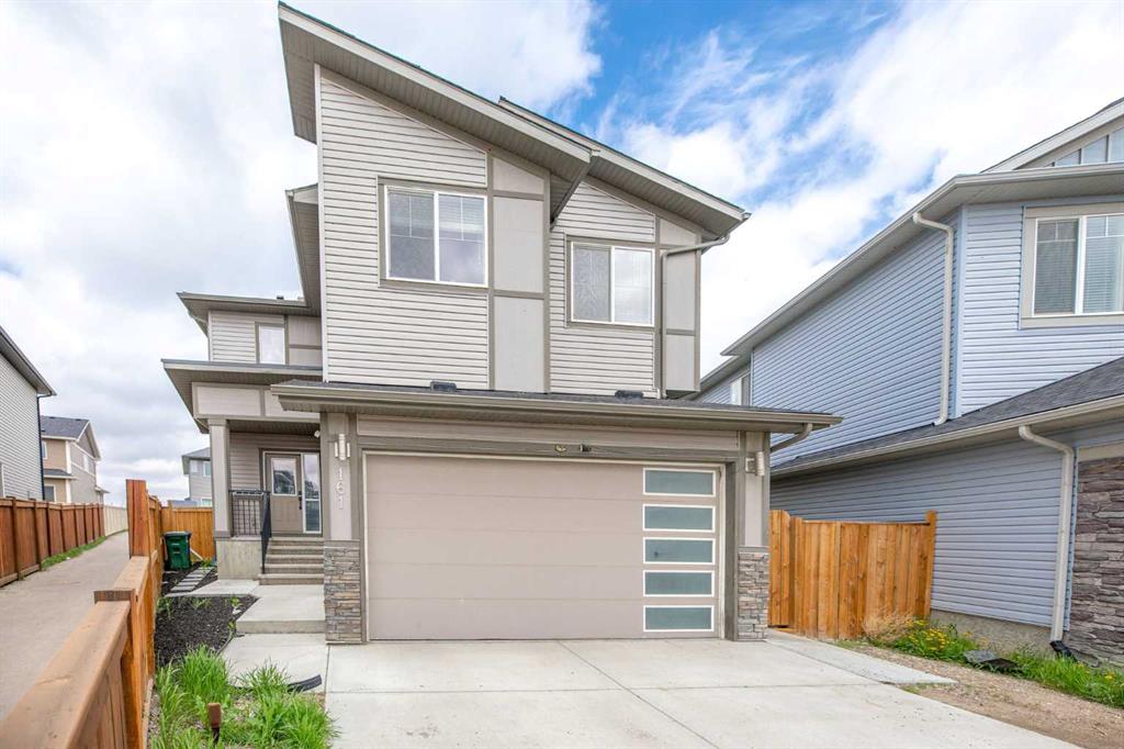 Picture of 161 Baysprings Gardens SW, Airdrie Real Estate Listing