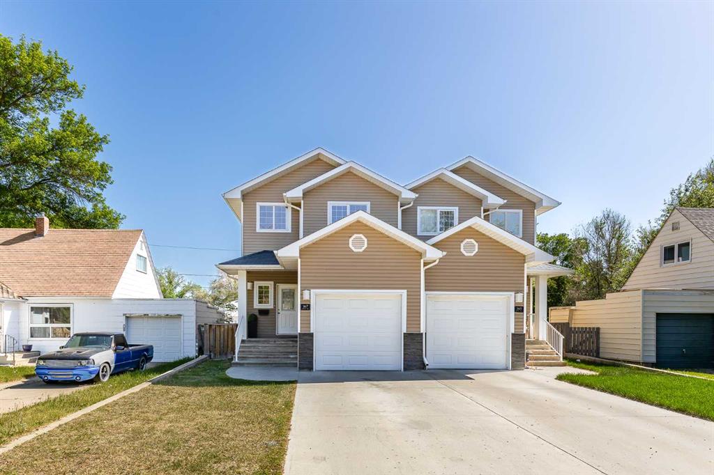 Picture of 167 11 Street SE, Medicine Hat Real Estate Listing