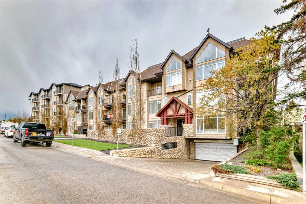 Picture of 208, 141 Mountain Street , Cochrane Real Estate Listing