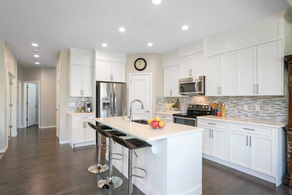 Picture of 175 Auburn Glen Drive SE, Calgary Real Estate Listing