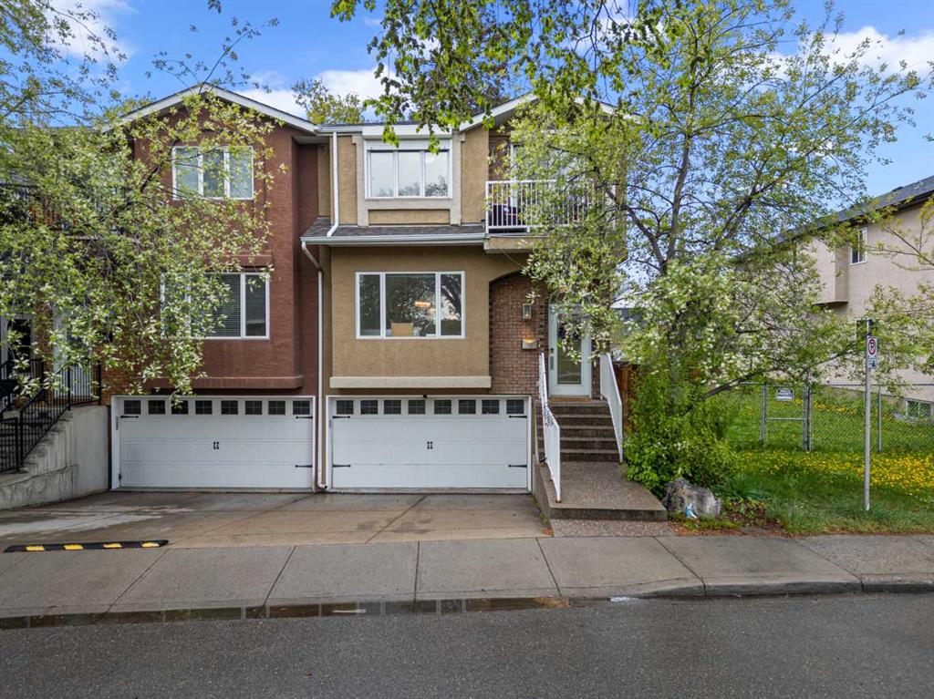 Picture of 1650 Westmount Boulevard NW, Calgary Real Estate Listing