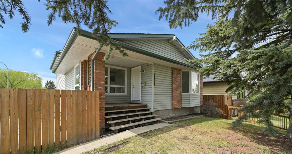 Picture of 8303 Centre Street NW, Calgary Real Estate Listing